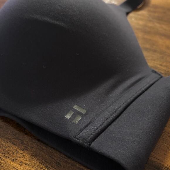 Tommy John Womens 38B Bra Second Skin Lightly Lined Wireless Molded Cup Pullover - Picture 5 of 9